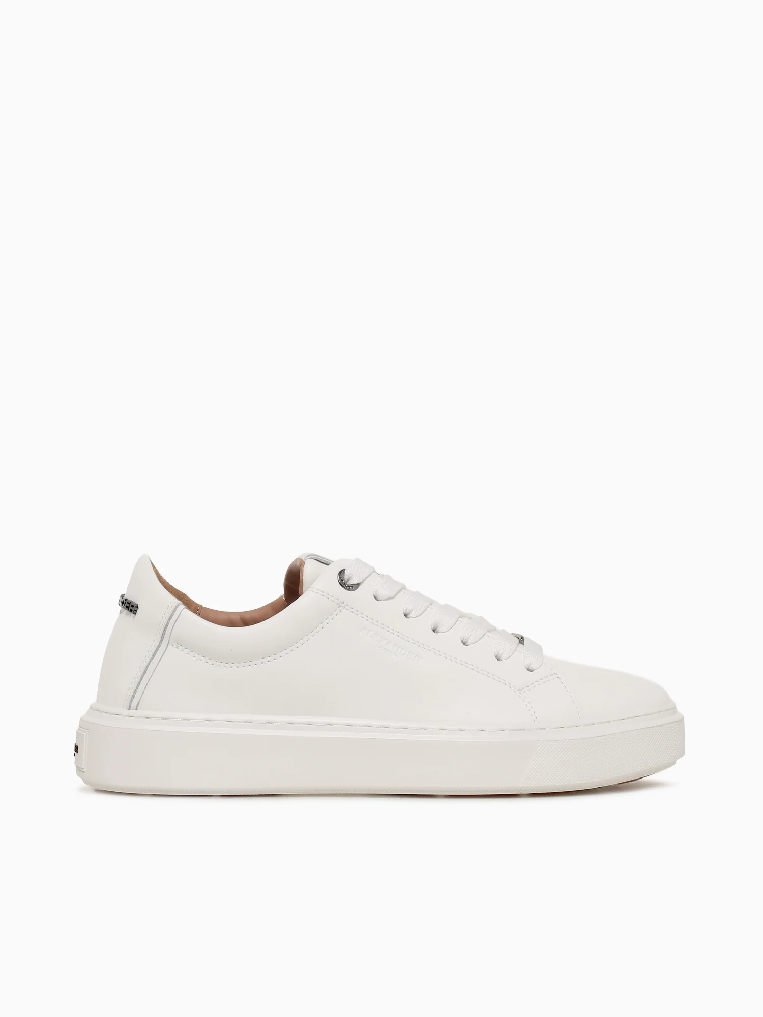 London Man Total White Leather