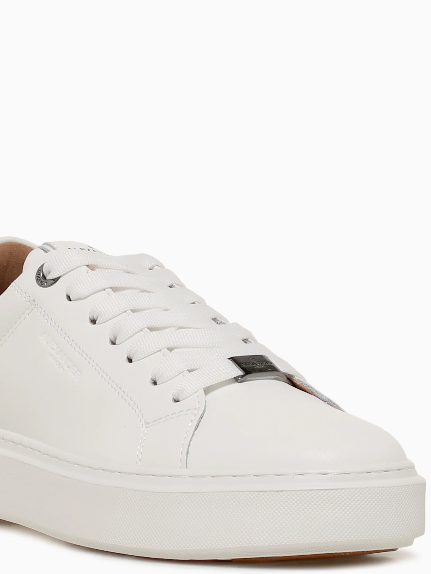 London Man Total White Leather - Image 8