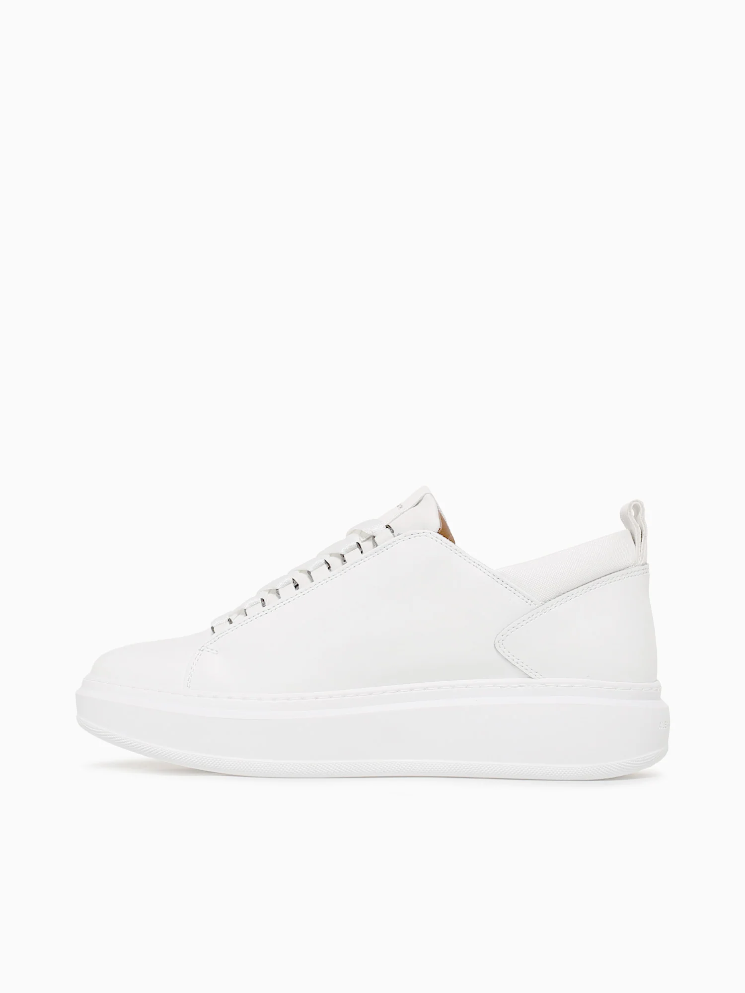 Wembley Man Total White Leather - Image 3