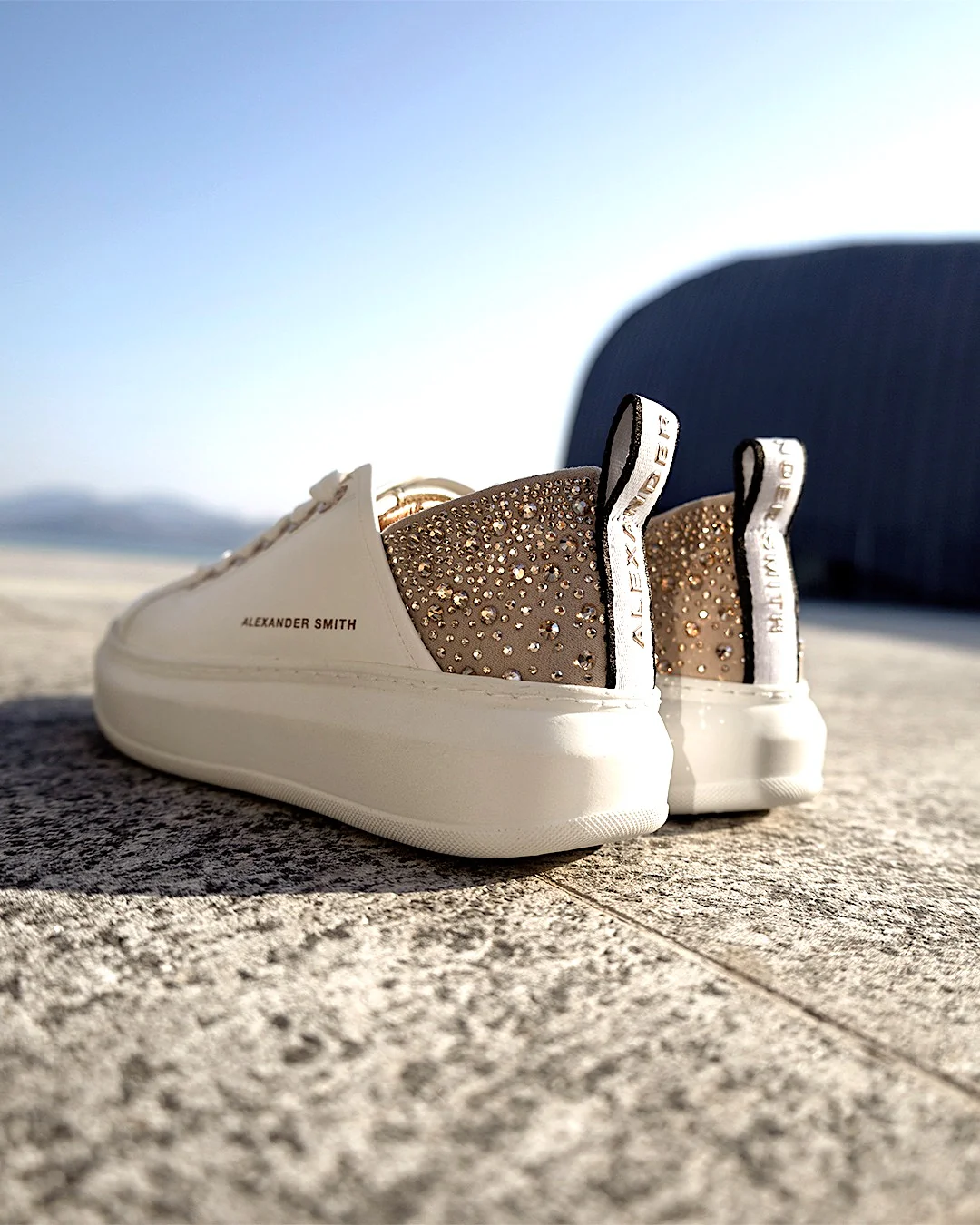 Wembley Woman Cream Leather - Image 3