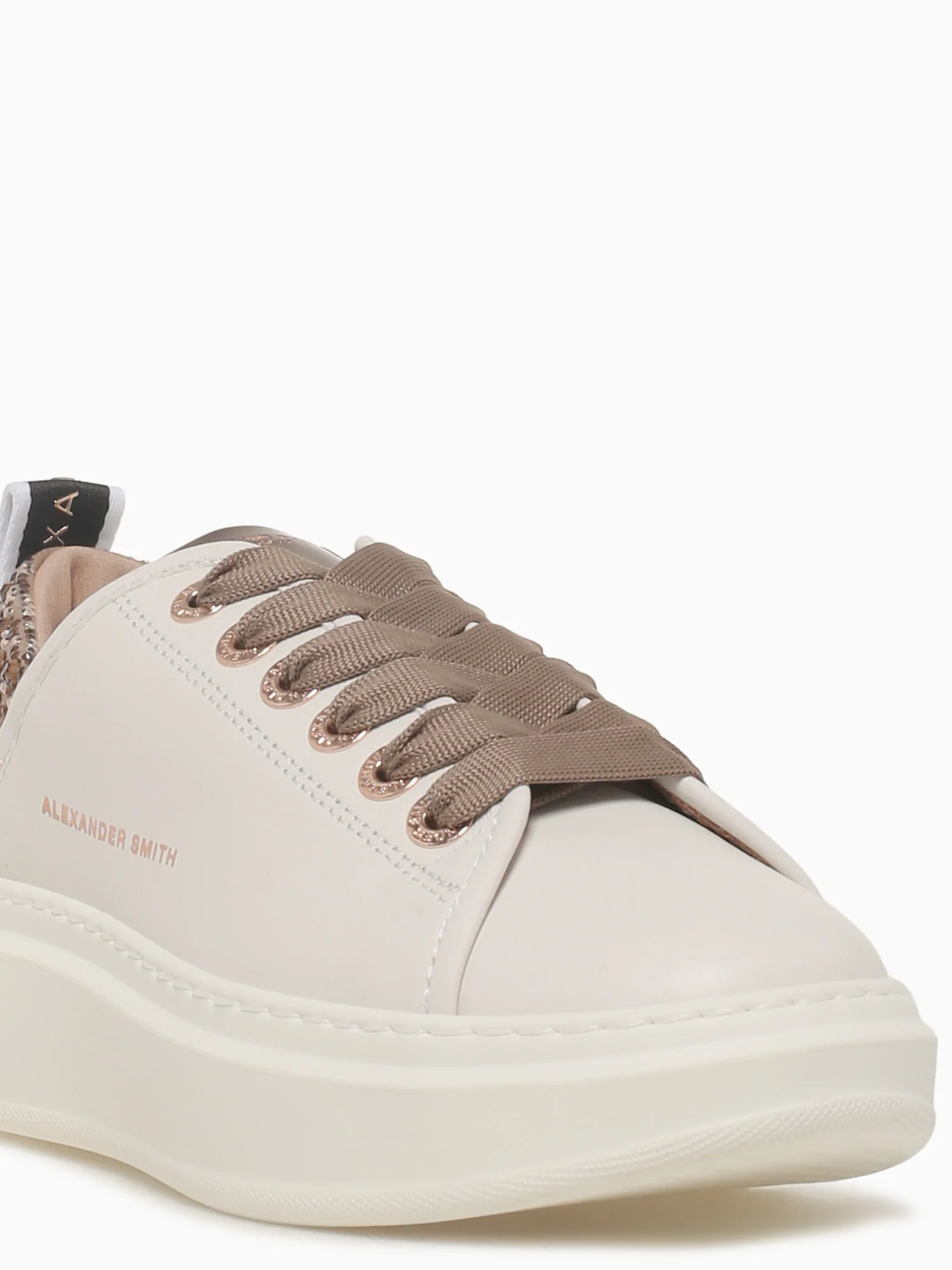 Wembley Woman White Light Brown Leather - Image 9