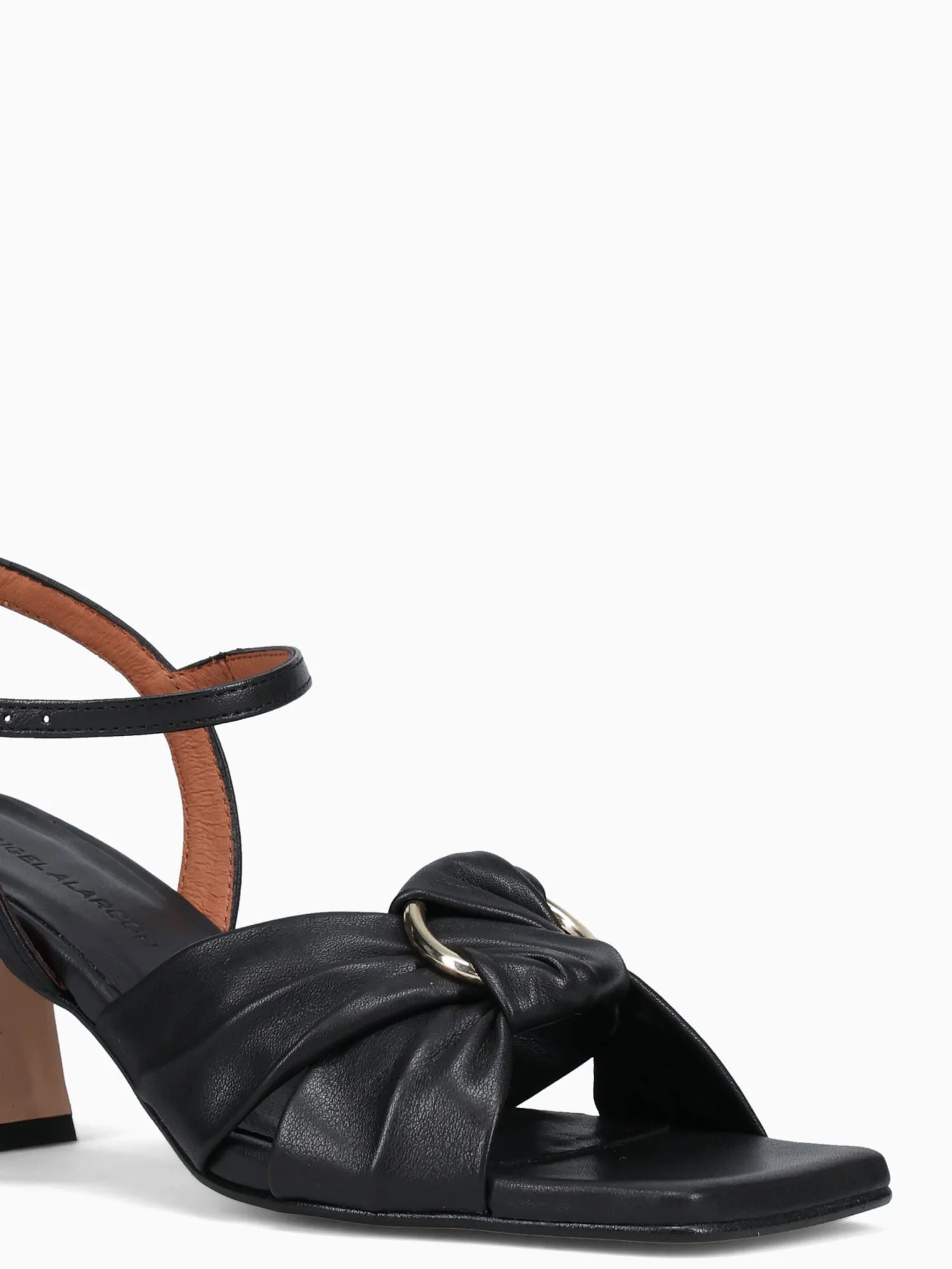 Amanda Negro Next - Image 7
