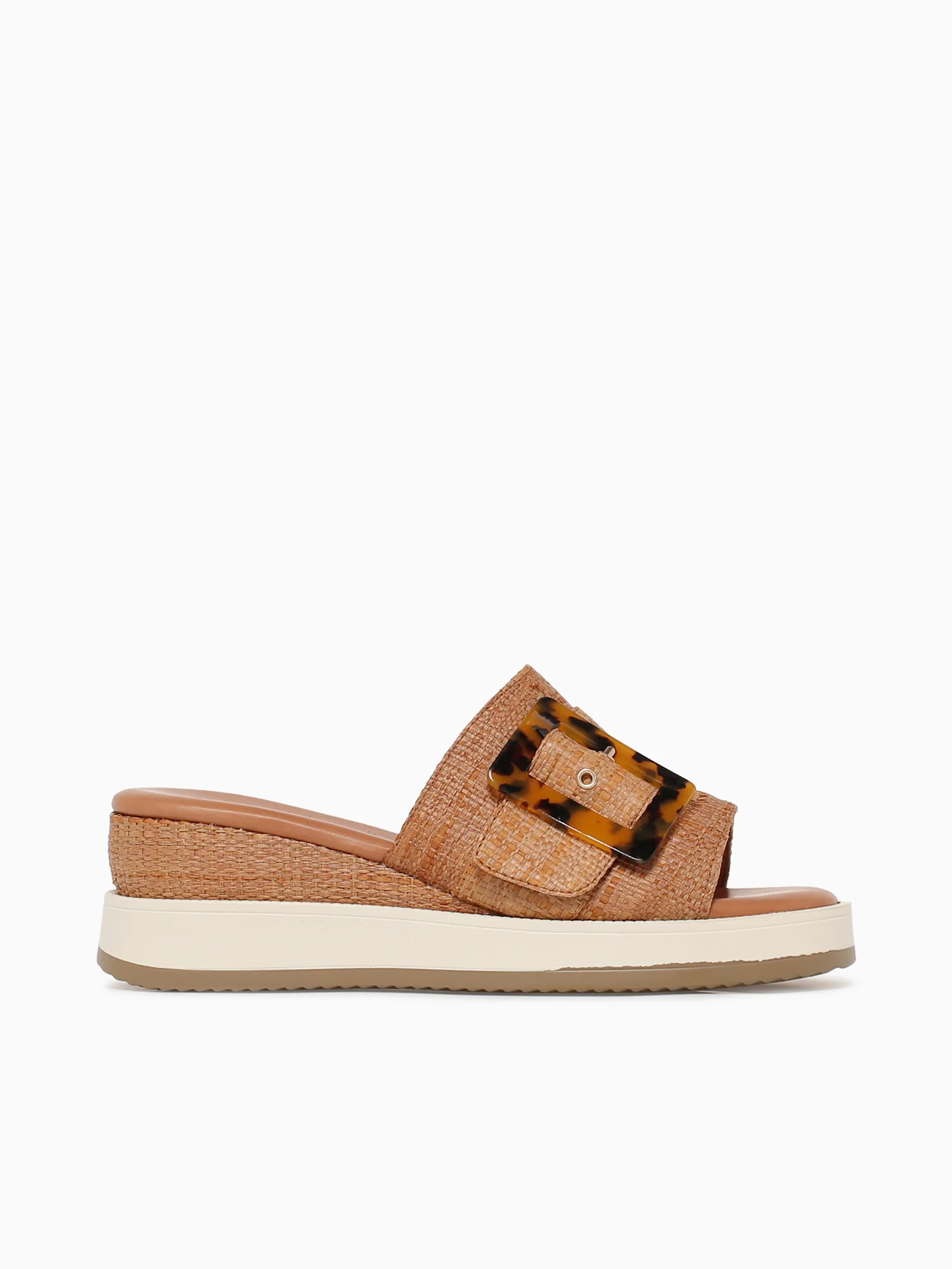 Carisa 162228 Camel Man Made