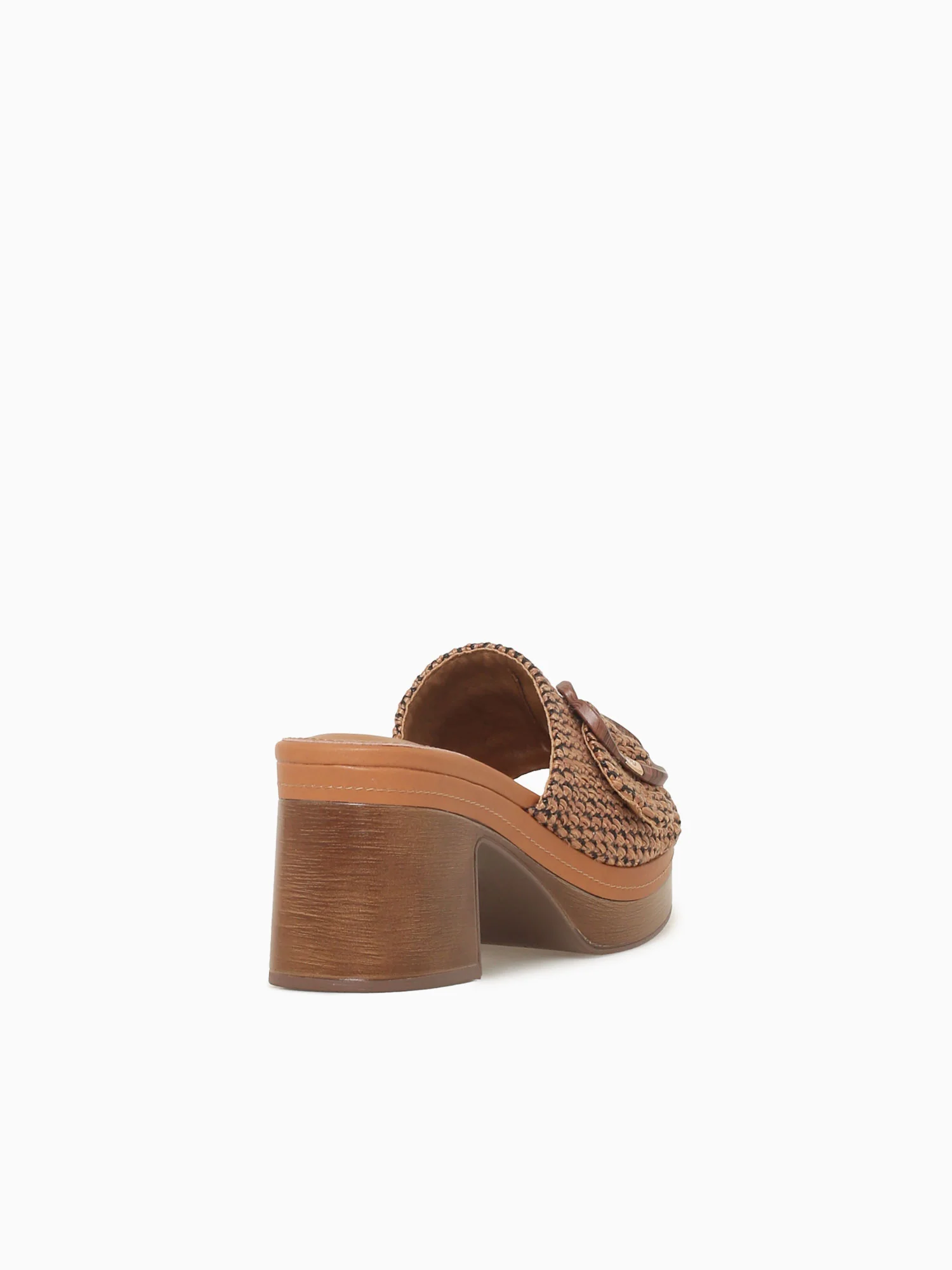 Carlicia Camel - Image 5