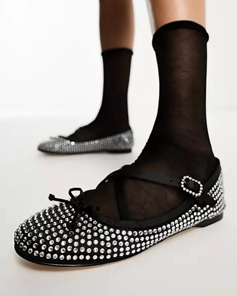 Zuri Jewel Black Fabric - Image 3