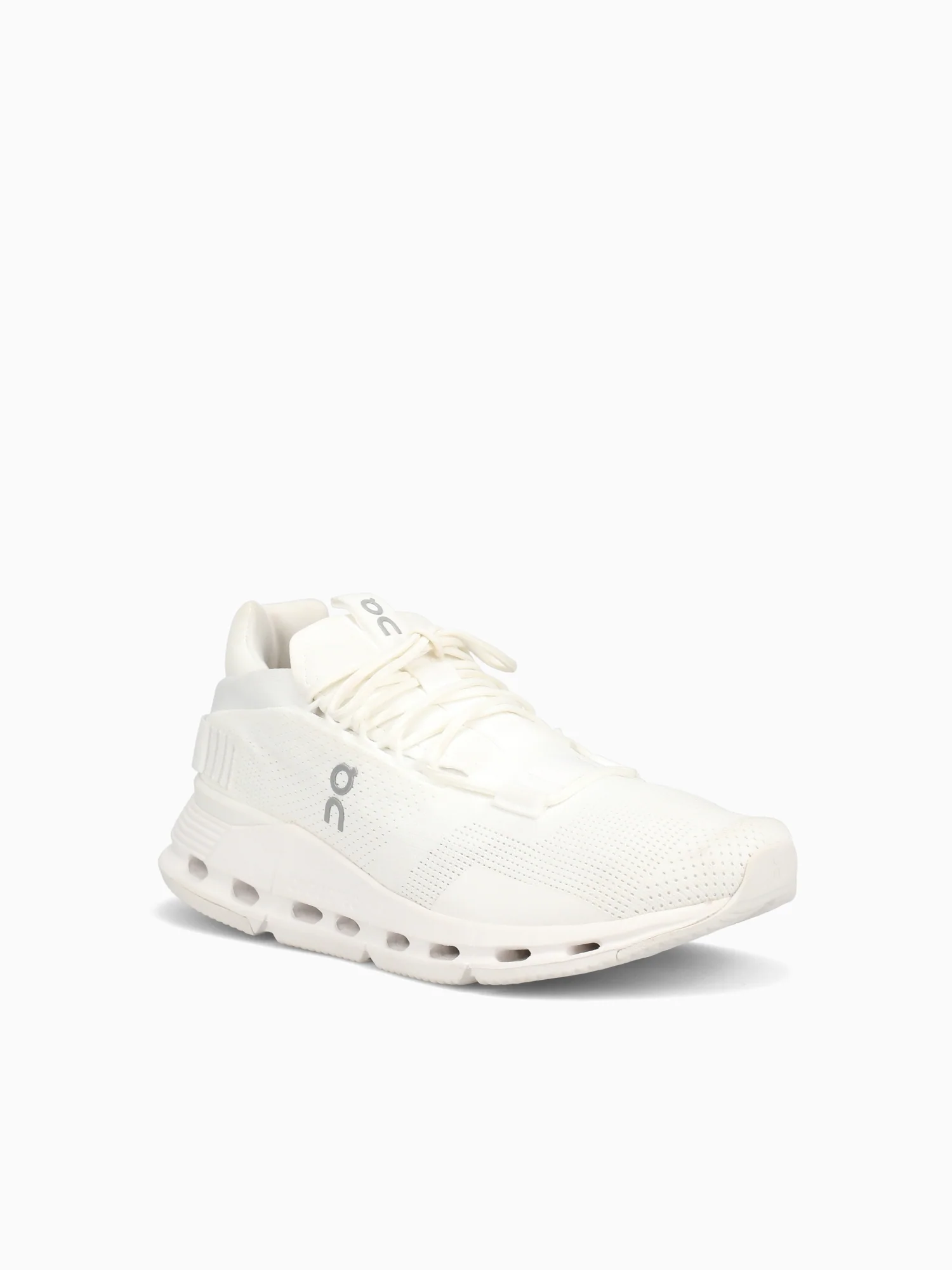 Cloudnova M26.99118 All White - Image 2