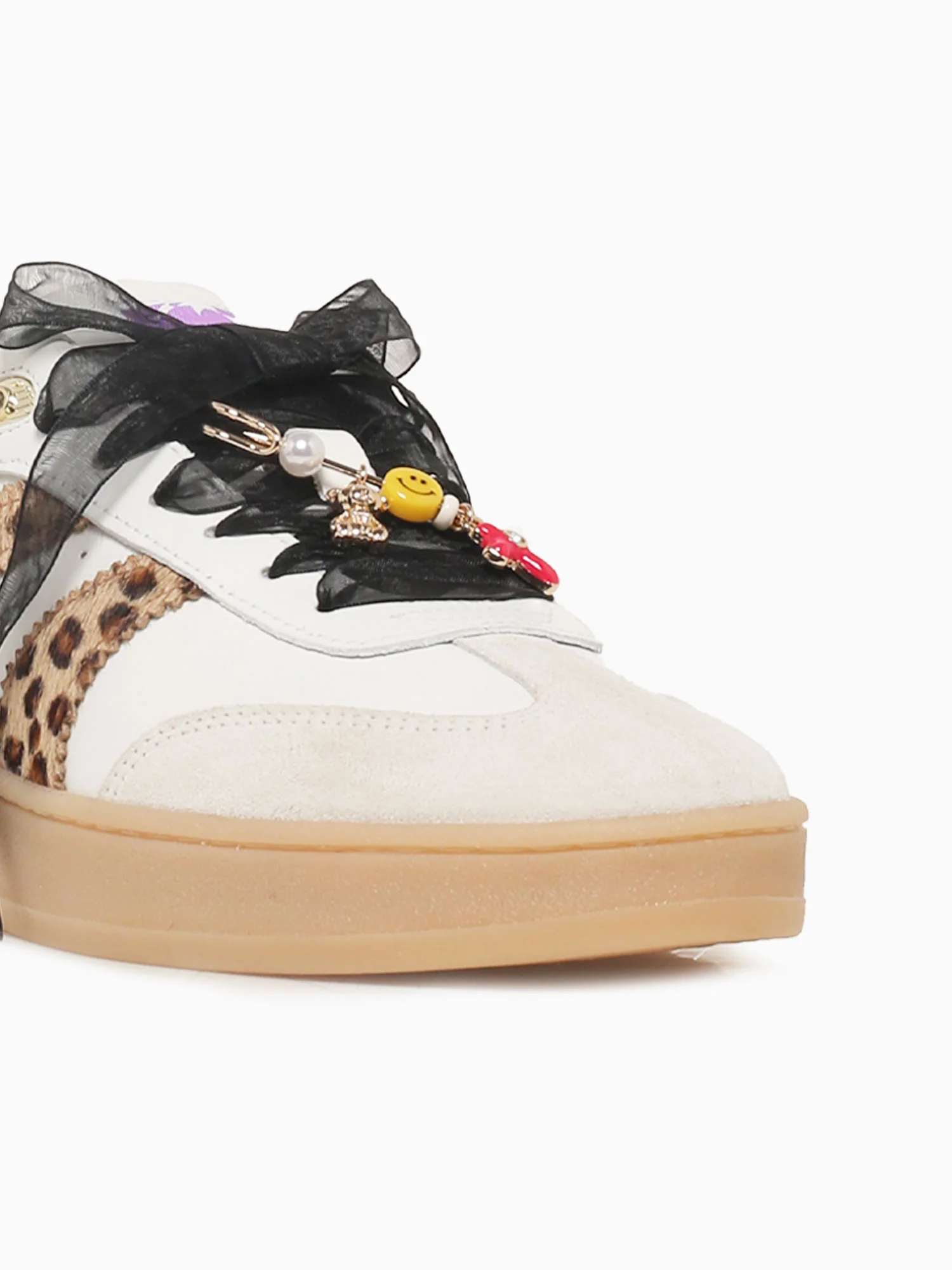 Wembley White Leopard leather - Image 8