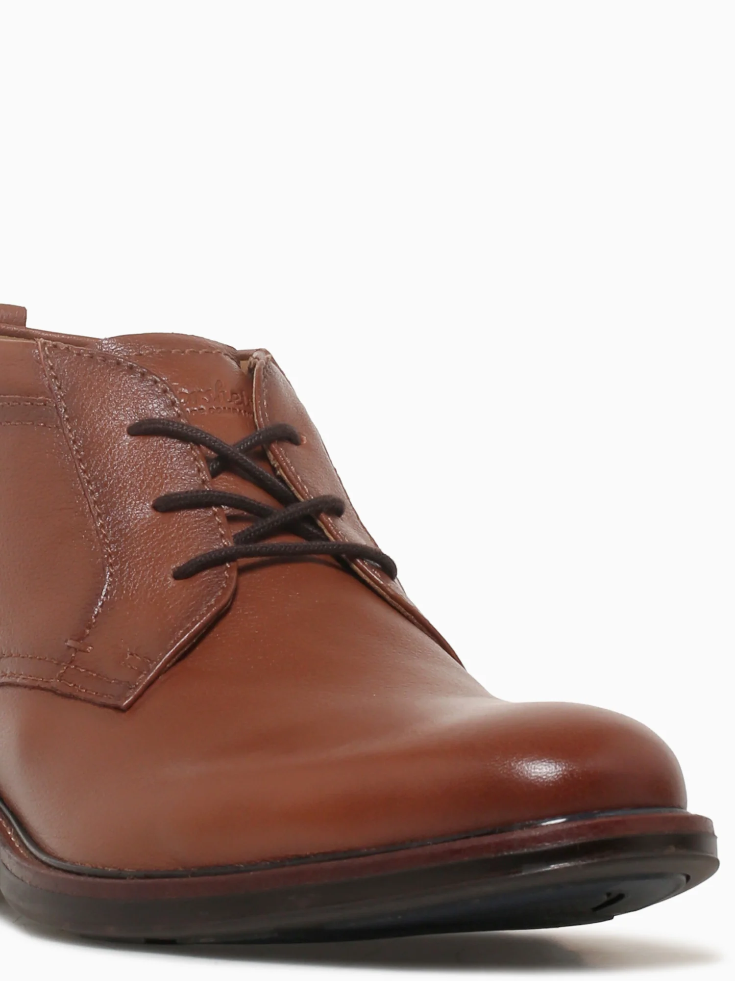 Traveler Plain Toe Chukka Cognac Milled - Image 8