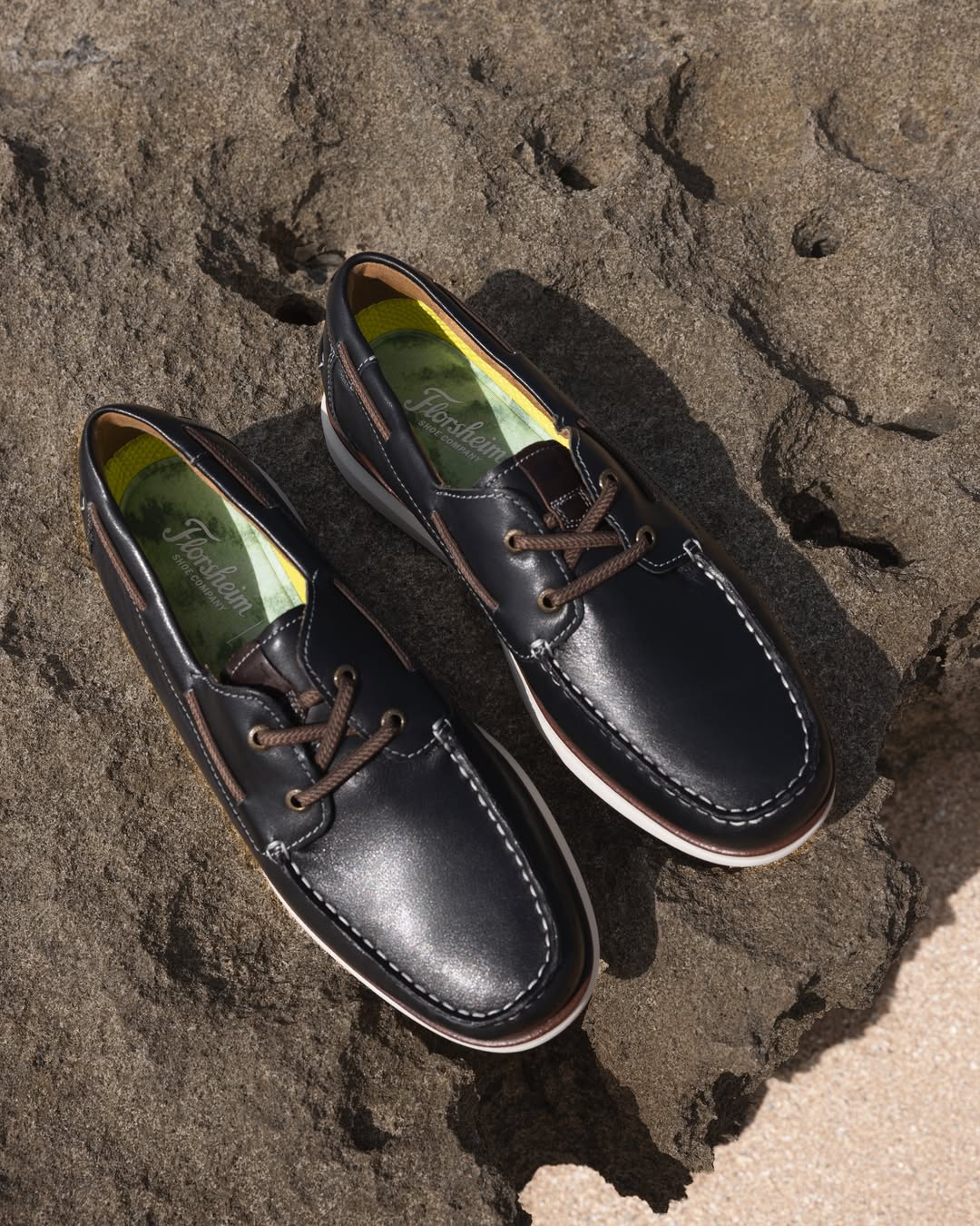 Tropics Moc Toe Boat Navy Chestnut leath - Image 3