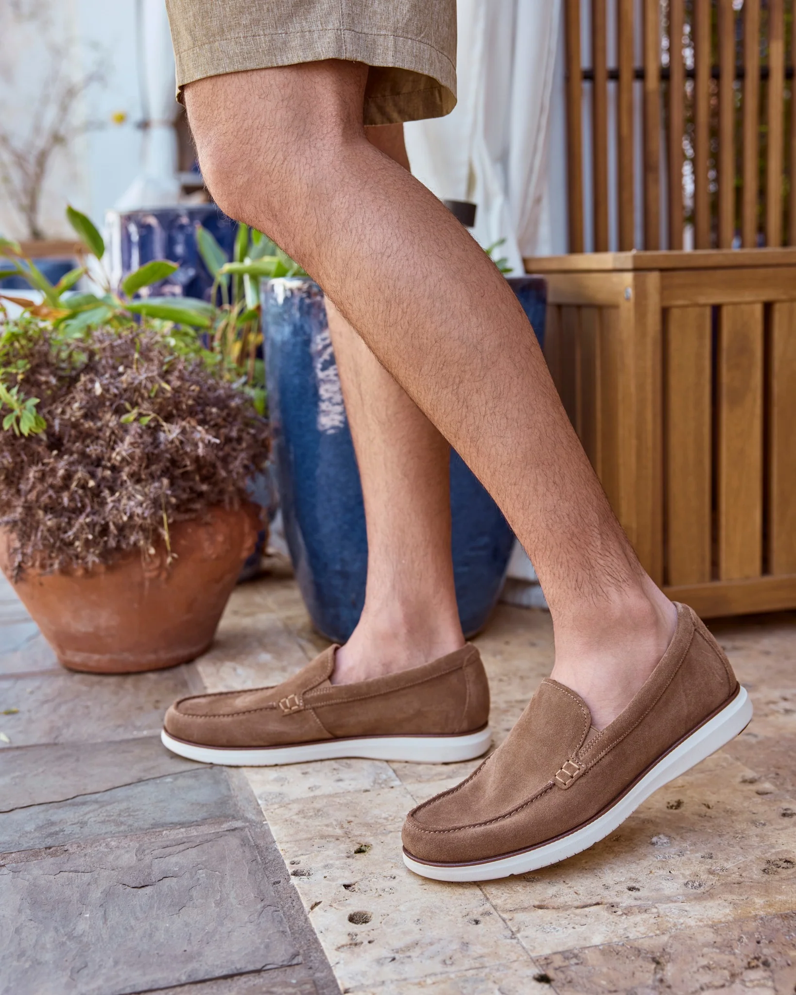 Tropics Venetian Mocha Suede - Image 3