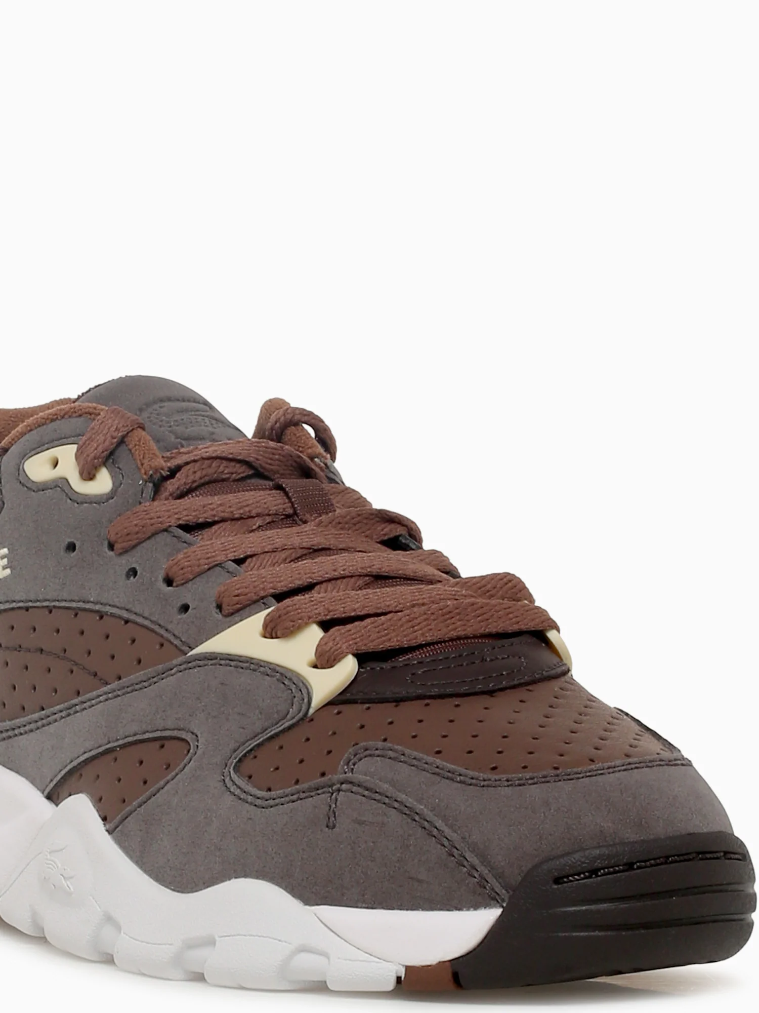 Game Trainer Dk.brown Wht leather - Image 8
