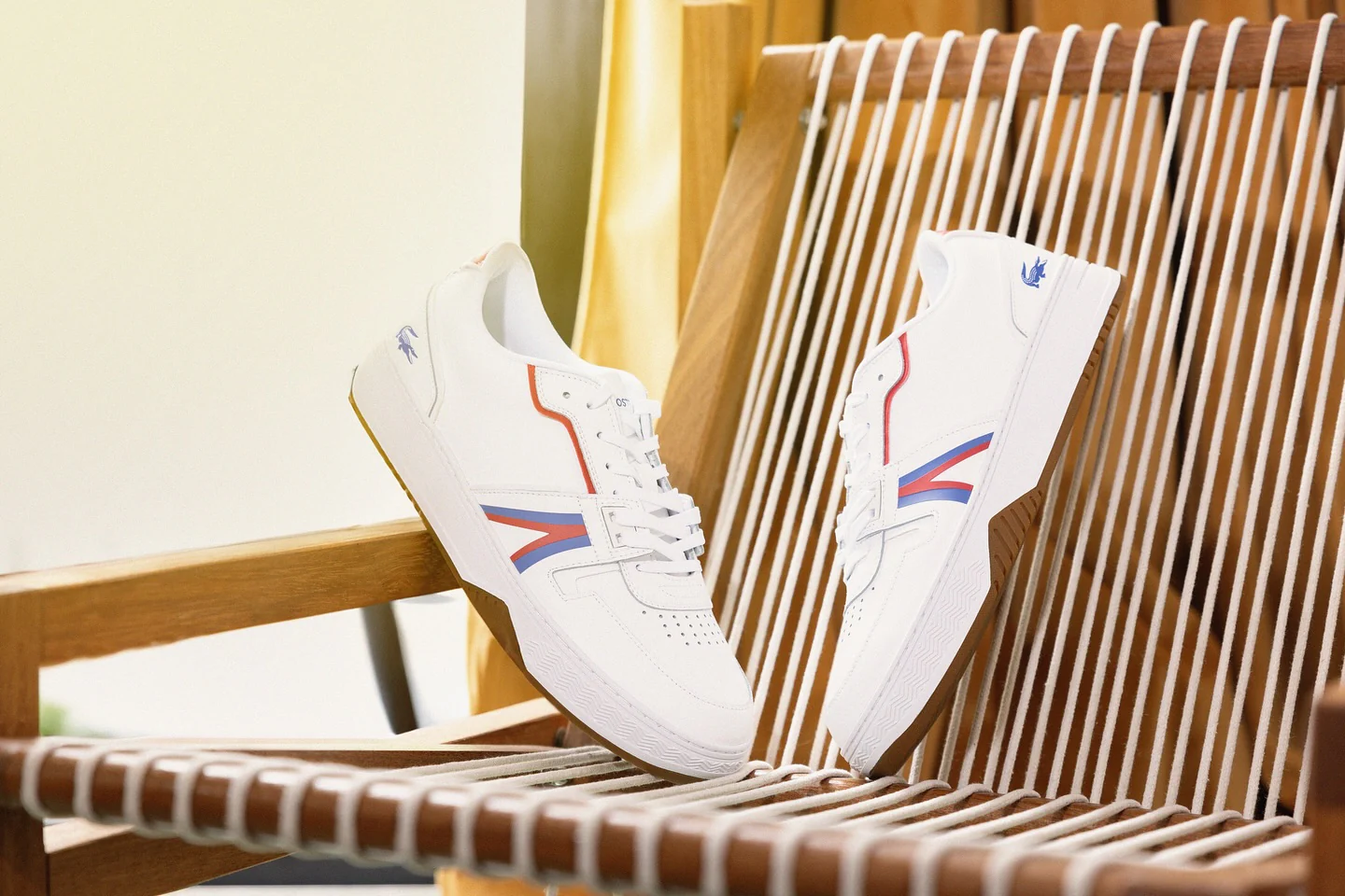 L001 124 9 White Red Blu leather - Image 3