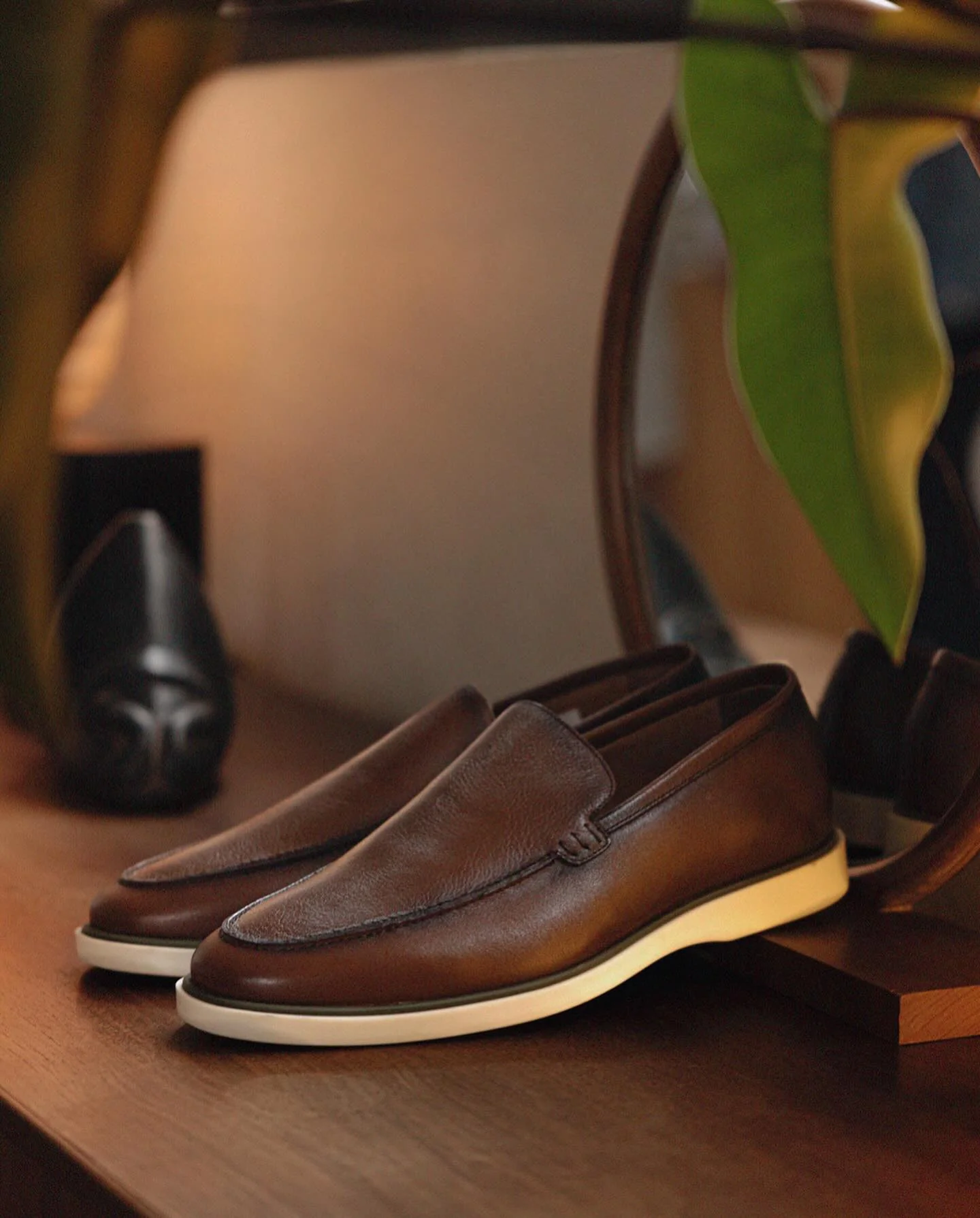 Lourenco Brown Leather - Image 3