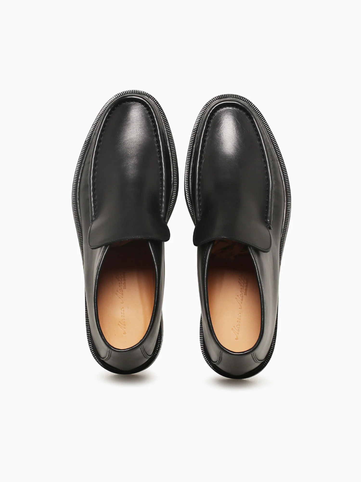 Maguire Nero Butter - Image 7