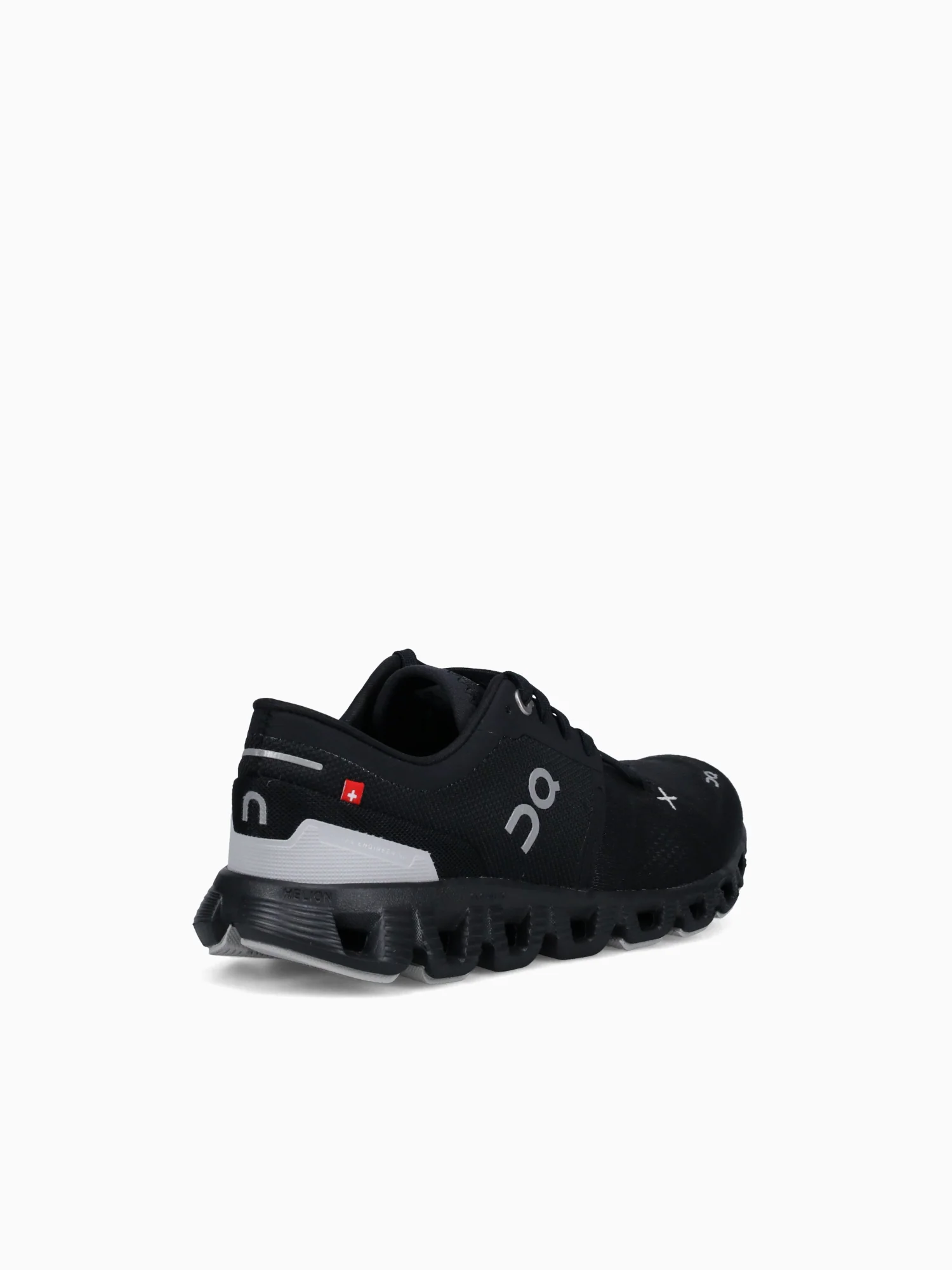Cloud X 3 Black Mesh - Image 4