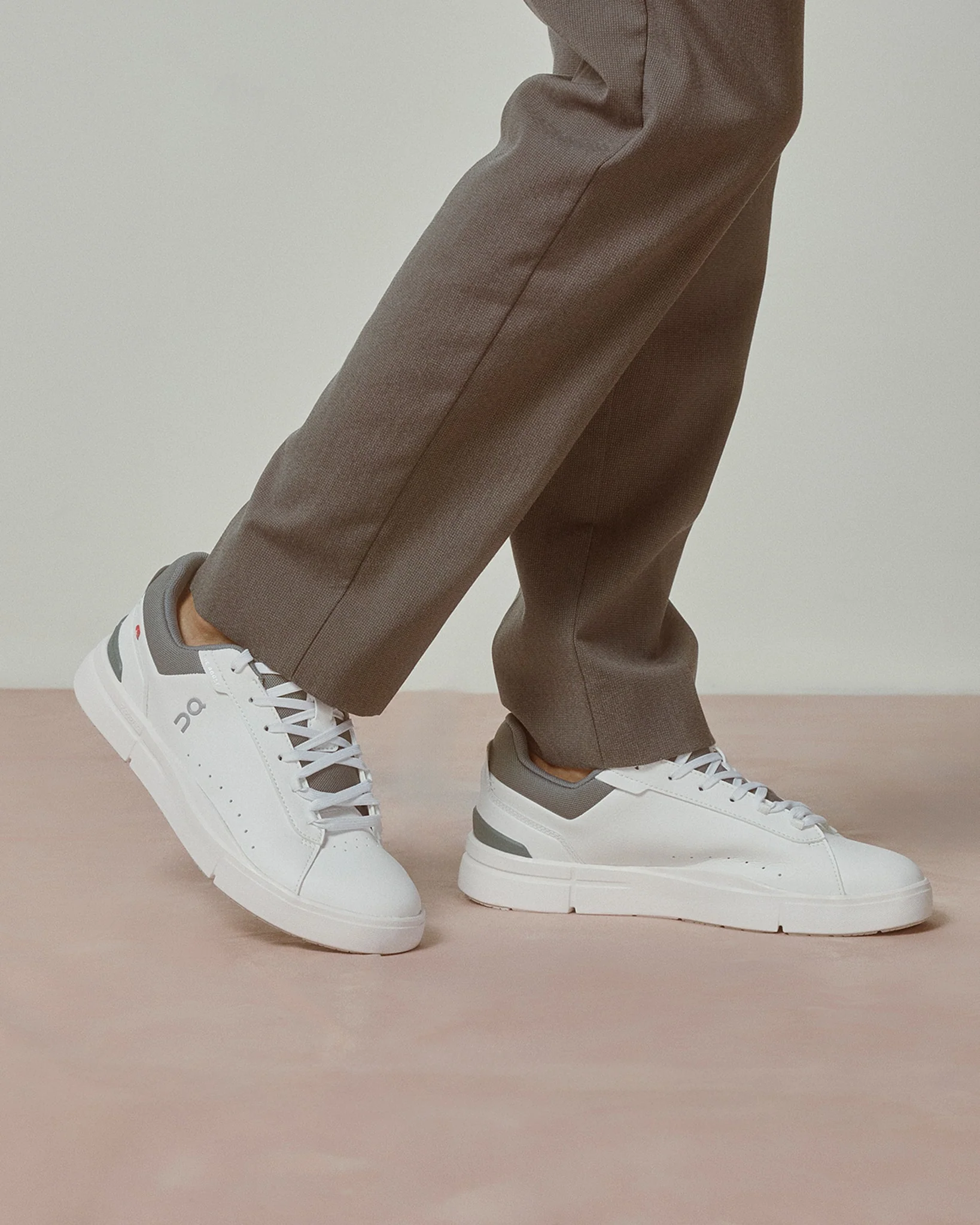 The Roger Advantage White Olive leather - Image 3