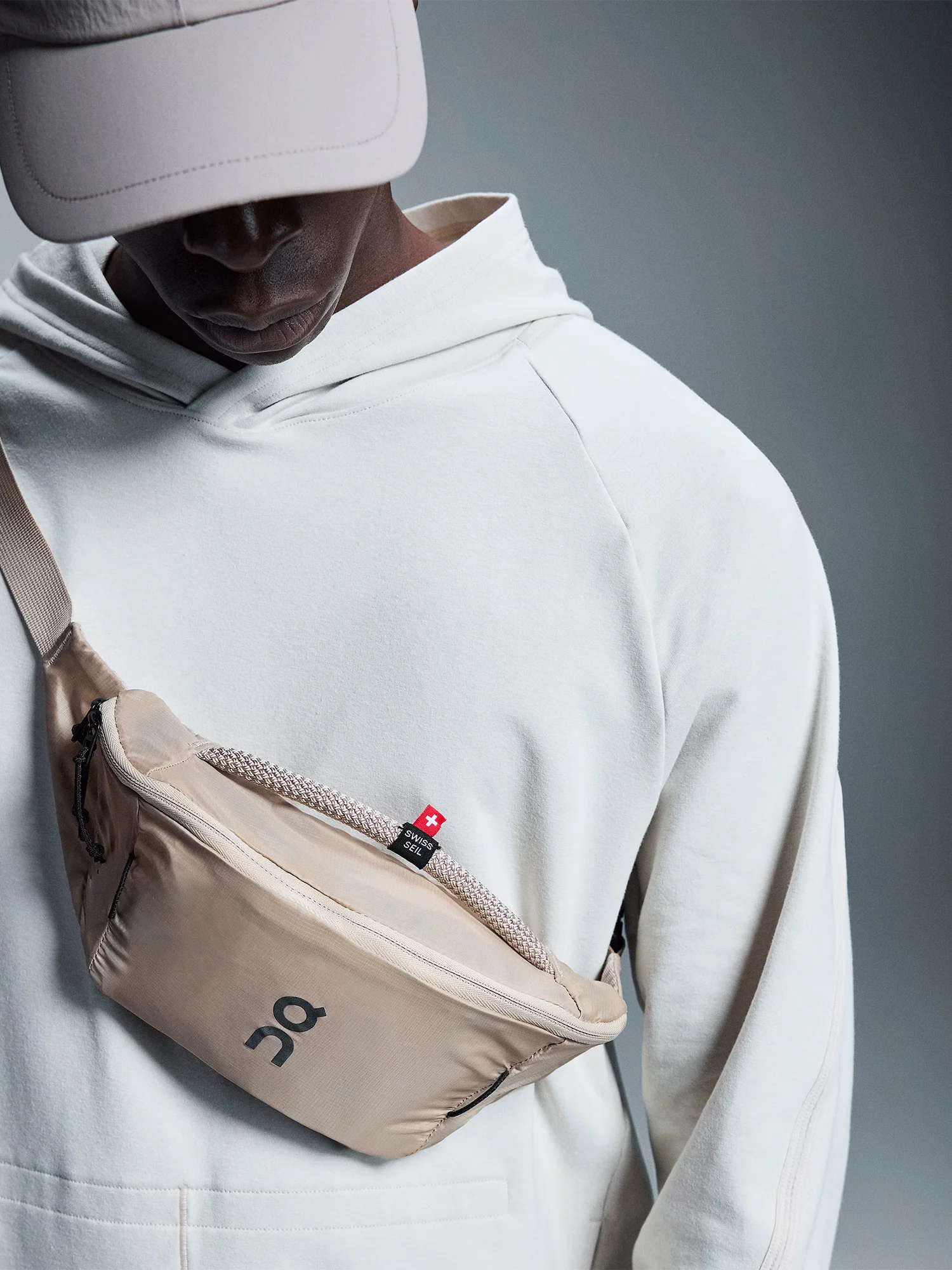 Waist Pack 2l Lite Sand Nylon - Image 3
